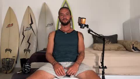 Mack  Makingmoans Twitter online show from June 29, 2:07 am