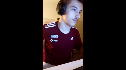 male20y online show from June 5, 1:10 am
