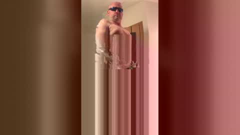 mamabearsbadboy online show from May 9, 3:51 am