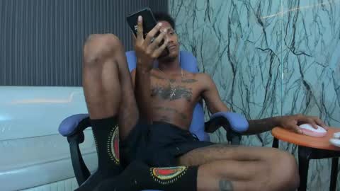 man_sant11 online show from June 6, 5:52 pm