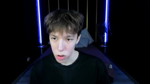Mark online show from May 18, 9:48 am