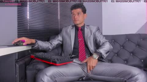 I am Massimo online show from July 4, 1:25 pm