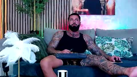 masterkingofmuscle online show from July 23, 7:49 am