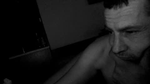 mates1982 online show from April 22, 2:29 am