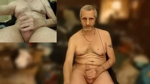 maxsex1 online show from August 8, 9:55 pm
