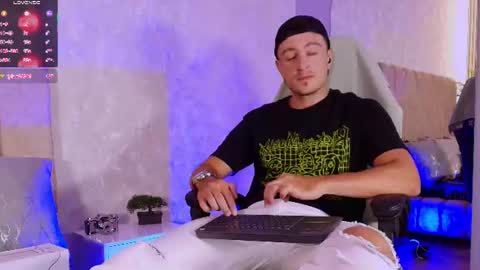 may lyonheart online show from July 28, 12:51 am