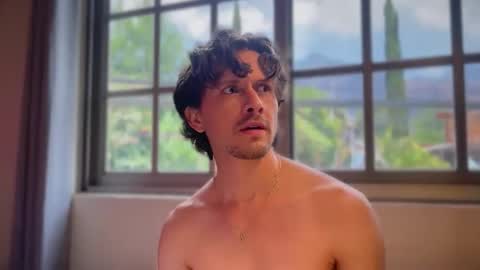 mcklister online show from March 25, 6:56 pm