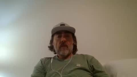 DaddyBear4U online show from May 31, 5:30 am