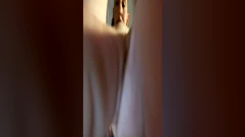 mia305305 online show from July 5, 5:14 am