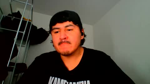 midjiminido420 online show from March 26, 1:32 am