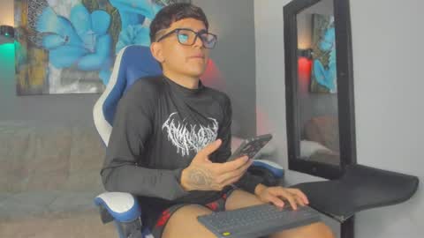 miguel_turqueza online show from May 10, 11:28 pm