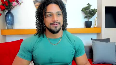   online show from May 27, 10:01 am