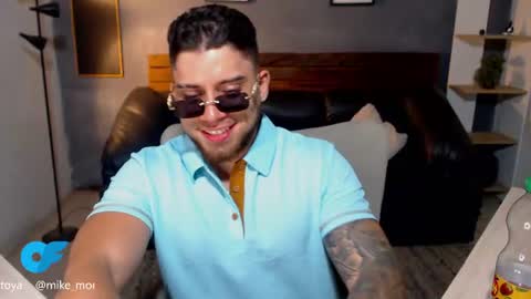 Mike Montoya online show from July 24, 4:09 am