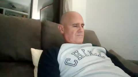 mikereef online show from December 18, 8:25 pm