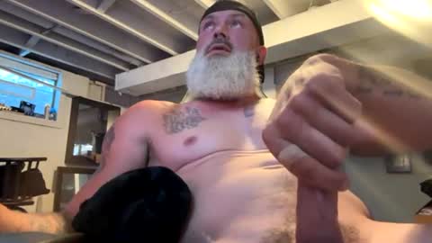 AJ online show from August 4, 10:03 pm