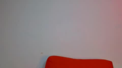 MitchelKors online show from April 21, 2:56 pm
