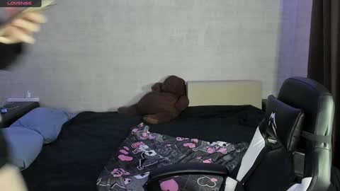 Miya online show from January 2, 7:29 pm