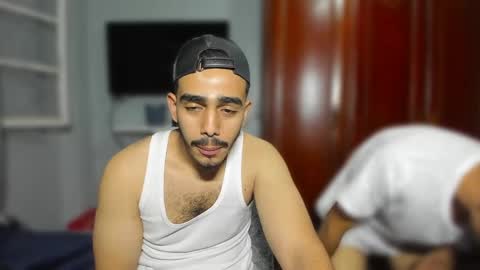 mohamed142090 online show from May 8, 12:55 am
