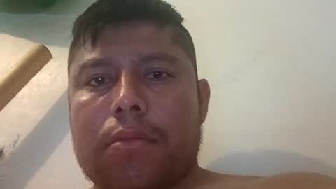 moisesvelazquez287 online show from May 19, 3:40 pm