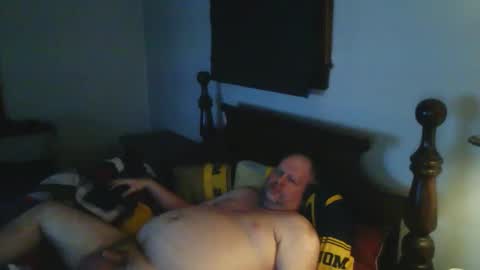 mr_solo69_ online show from April 1, 3:19 am