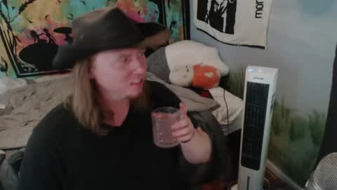 mr_strawberry online show from June 2, 1:39 am