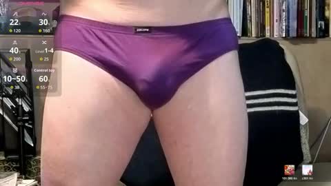 my_curiosity_ online show from May 13, 6:38 pm