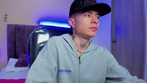 Nascary Fox online show from March 14, 12:12 pm