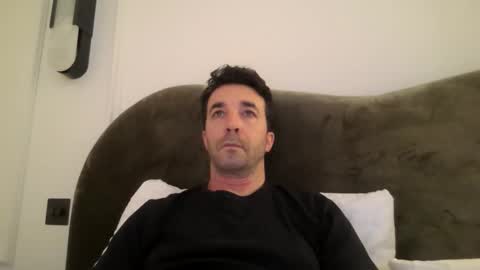 James online show from April 1, 8:39 pm