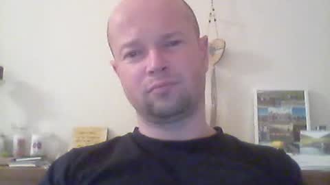 nick1990b online show from August 9, 6:47 pm