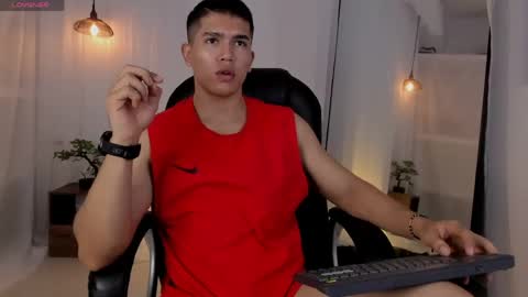 nick fenix online show from May 13, 3:47 am