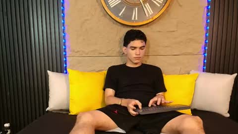 nico_monroet online show from April 21, 8:48 pm