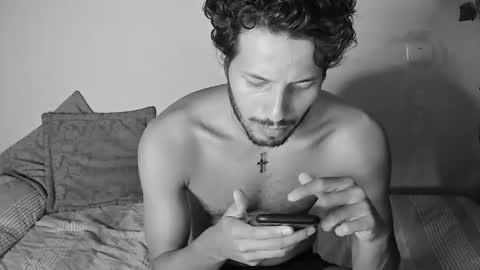 nicolasrodrii online show from June 14, 2:24 am