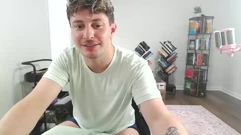 northofsouth_xxx online show from July 8, 4:00 pm