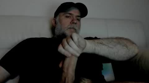 Billy Bear online show from June 11, 12:32 am