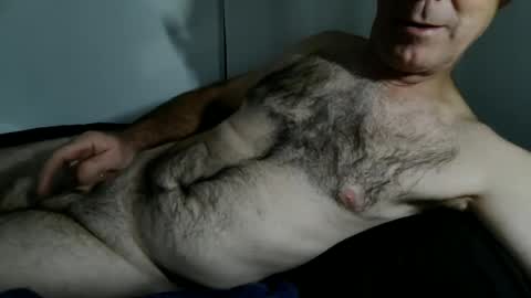 oiledcouple1 online show from June 18, 4:58 am