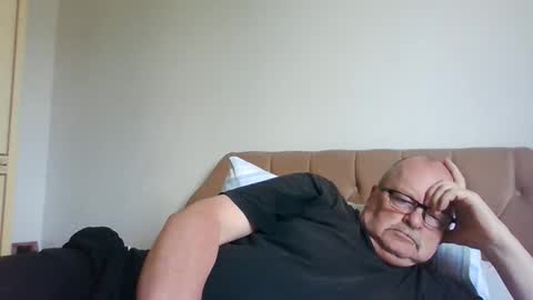 old_fkrr_ online show from May 31, 8:59 am