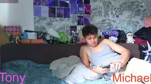 Tony online show from May 3, 8:39 am