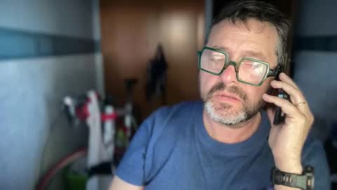 oscarbcncat online show from April 15, 4:40 pm