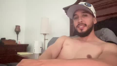 papicubano_guapo23cm online show from May 11, 7:22 pm