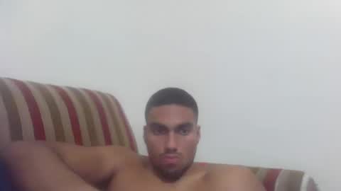 paulo online show from May 19, 9:32 pm