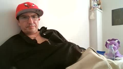 pedro3xxx online show from June 4, 9:48 am