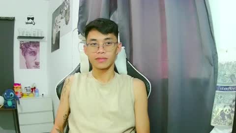 prince_harrison online show from August 1, 1:26 am