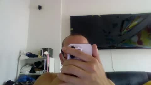 Manu and Geust online show from July 6, 11:07 am