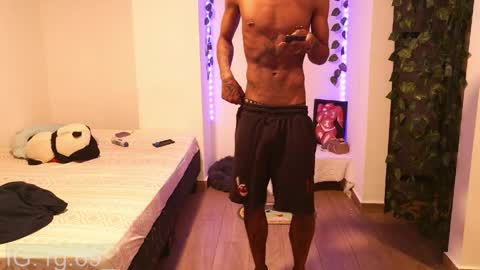 raye_will online show from May 22, 11:10 pm