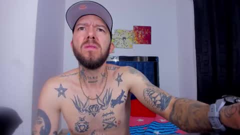 russo_fox online show from March 26, 11:03 am