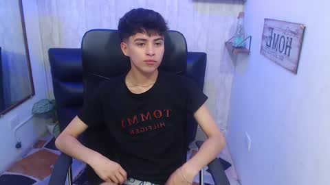 Sam online show from January 28, 5:14 pm