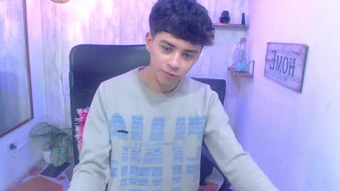 Sam online show from February 5, 1:22 pm