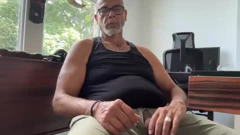 Sam online show from May 26, 4:03 pm