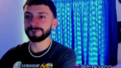 Santi online show from July 8, 8:02 pm