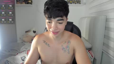 Mr. Santiago online show from May 31, 2:05 pm